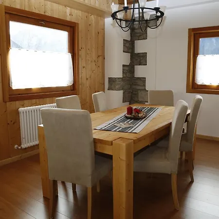 Casa Di Ettore E Luigina * Оваро
